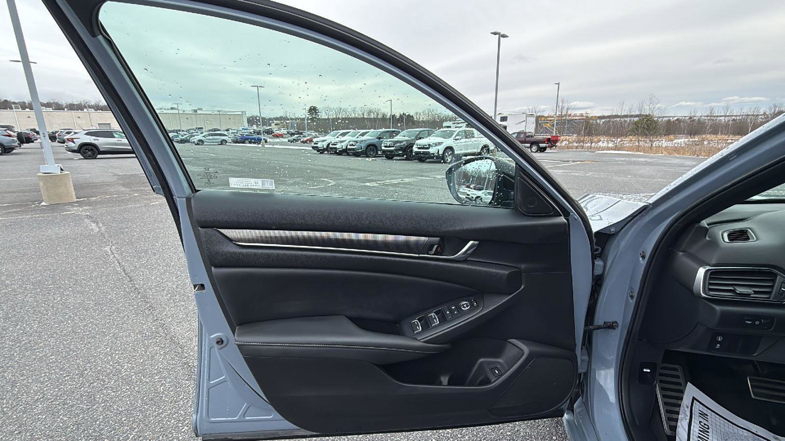 Used 2022 Honda Accord Sport image 23