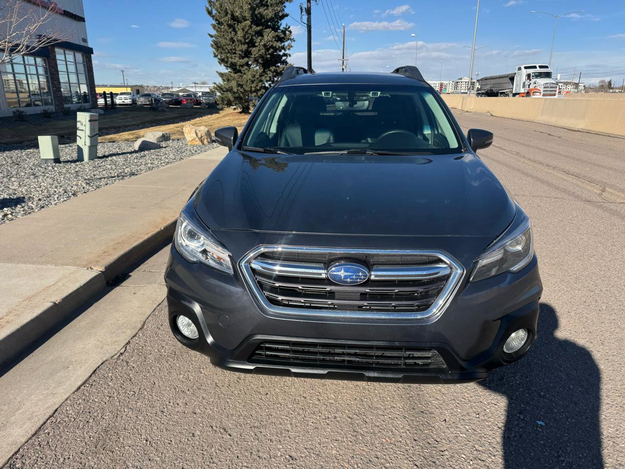 Used 2019 Subaru Outback 2.5i Limited AWD/4WD image 8
