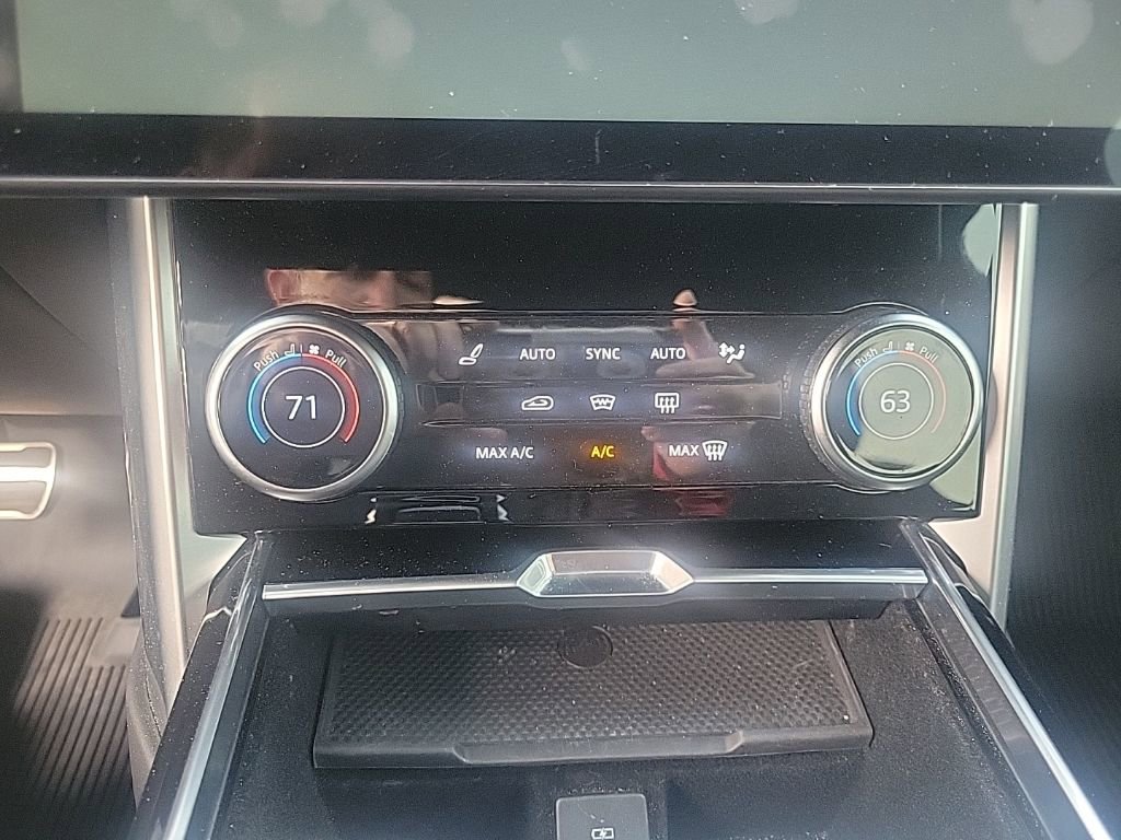 Used 2023 Land Rover Range Rover SE image 26