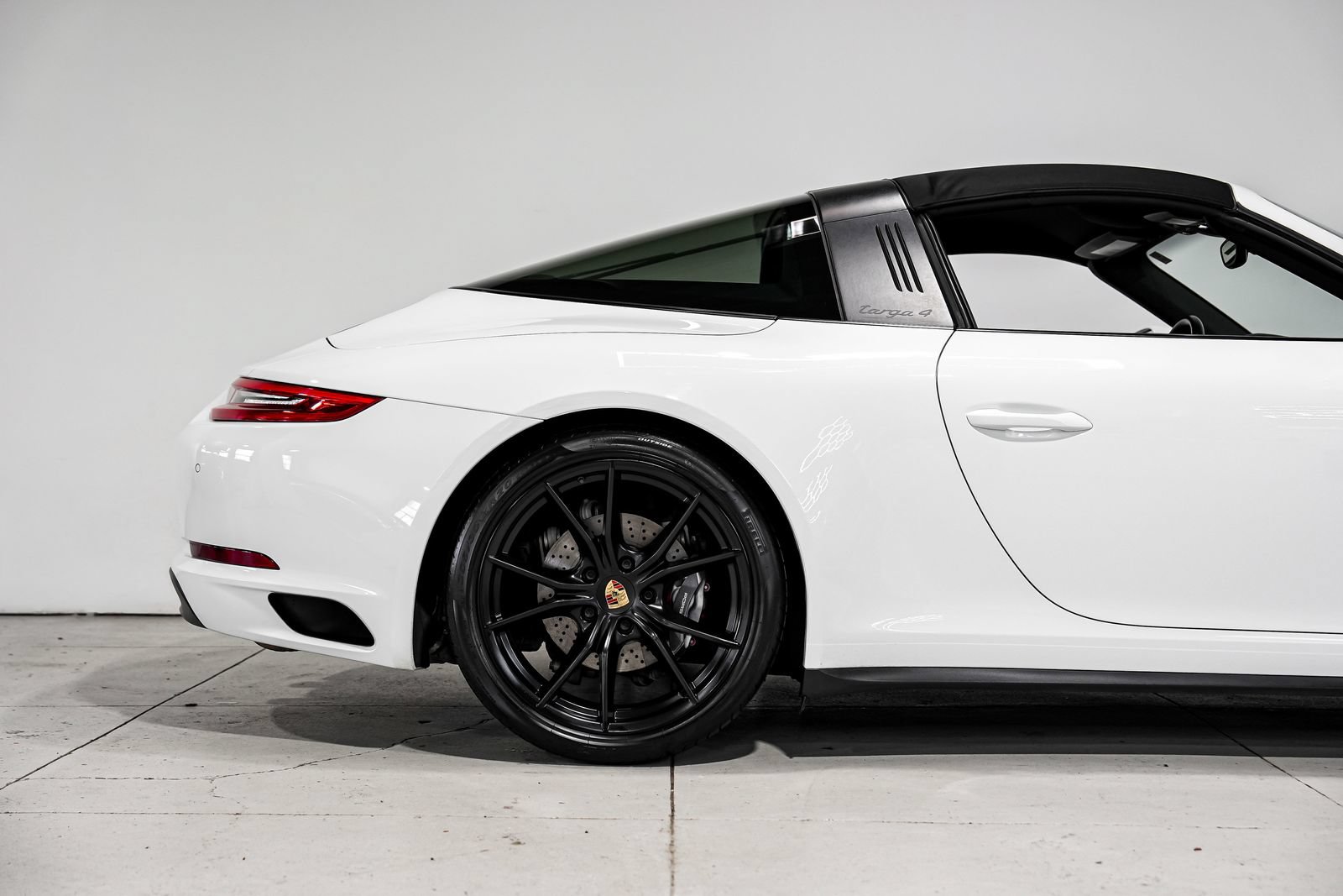 Used 2017 Porsche 911 Targa 4 AWD/4WD image 51
