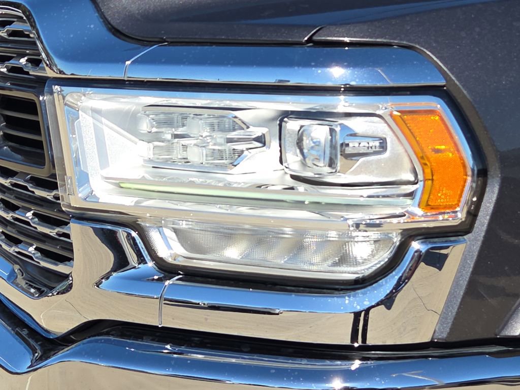 Used 2022 RAM 3500 Limited image 4