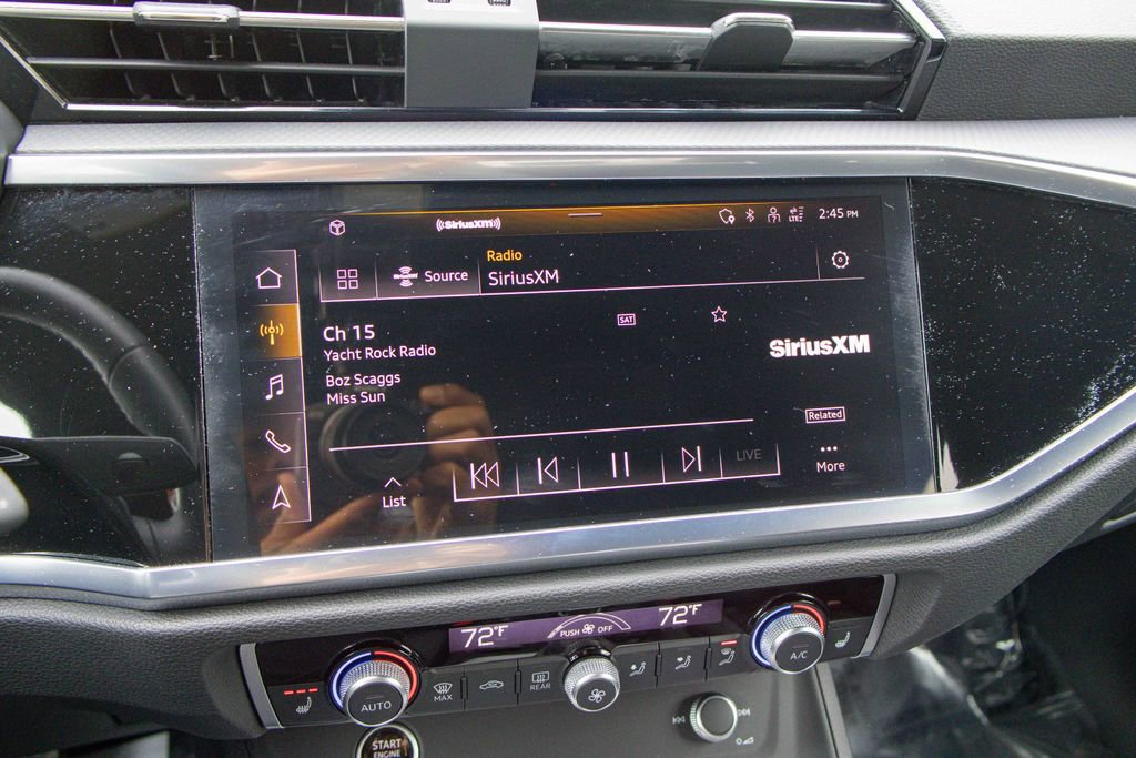 Used 2023 Audi Q3 2.0T Premium Plus w/ Premium Plus Package image 18