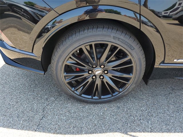 New 2026 Cadillac Lyriq V w/ LPO, Floor Liner Package image 7