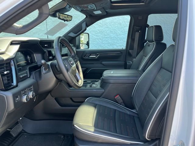 Used 2026 GMC Sierra 2500 AT4X AWD/4WD image 4