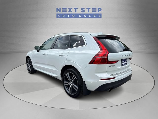 Used 2019 Volvo XC60 T5 Momentum w/ Multimedia Package AWD/4WD image 5