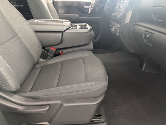 Certified 2025 Chevrolet Silverado 2500 Custom w/ Custom Value Package image 31