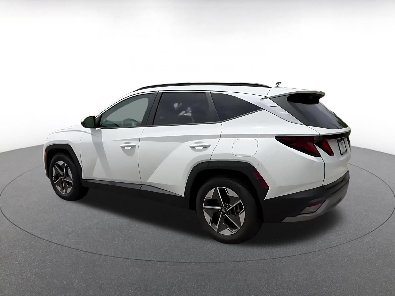 Used 2025 Hyundai Tucson SEL FWD image 10