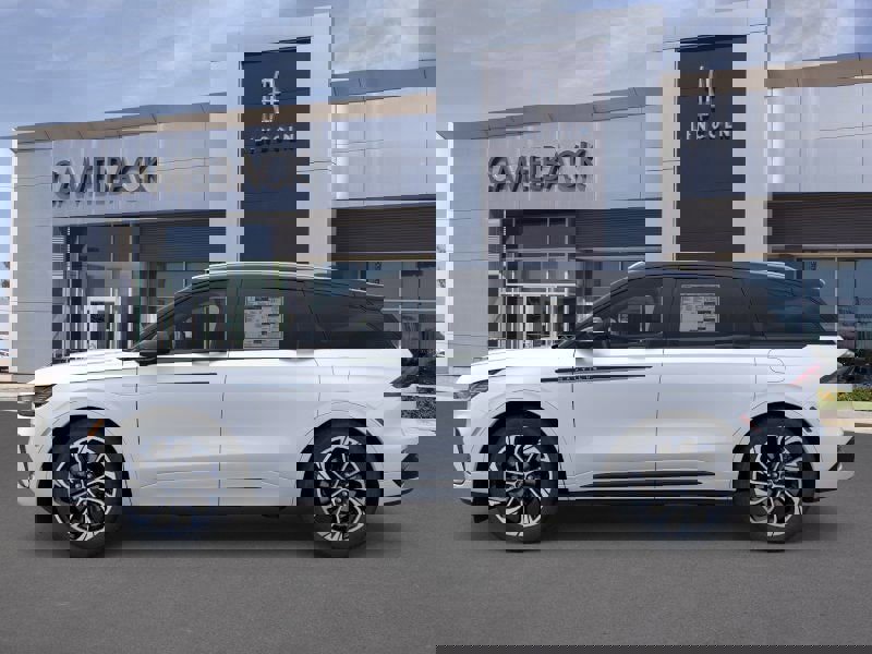 New 2026 Lincoln Nautilus Reserve image 25