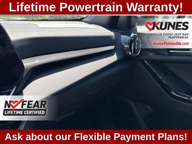 Used 2026 Chevrolet Equinox LT AWD/4WD image 28