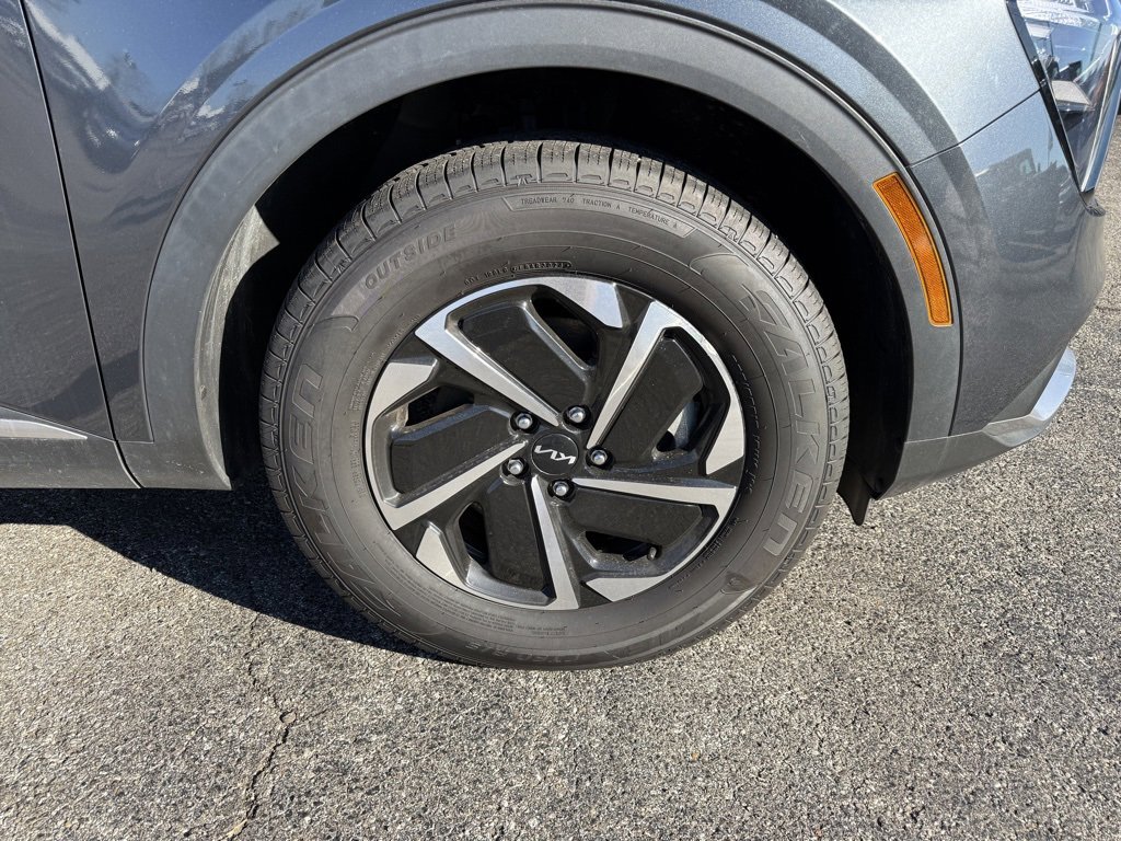 Used 2023 Kia Sportage LX image 30
