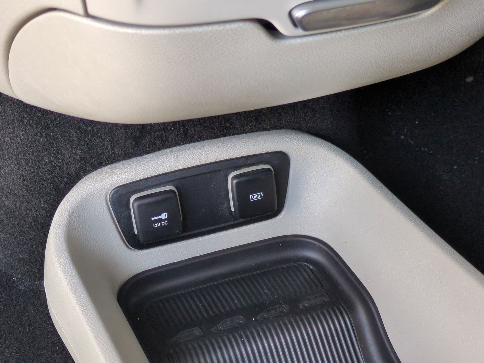 Used 2017 Chrysler Pacifica Touring-L image 33