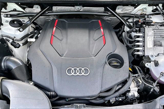 Used 2023 Audi SQ5 Premium Plus w/ Premium Plus Package image 31