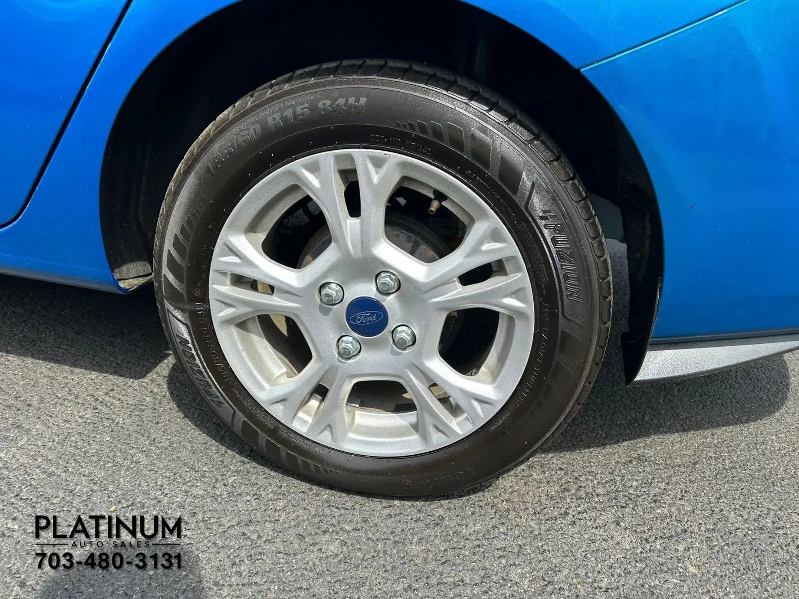 Used 2015 Ford Fiesta SE FWD image 23