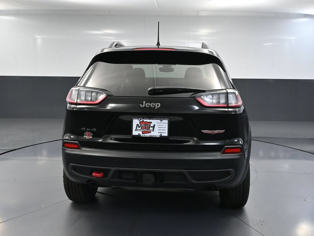 Used 2019 Jeep Cherokee Trailhawk w/ Cold Weather Group AWD/4WD image 7