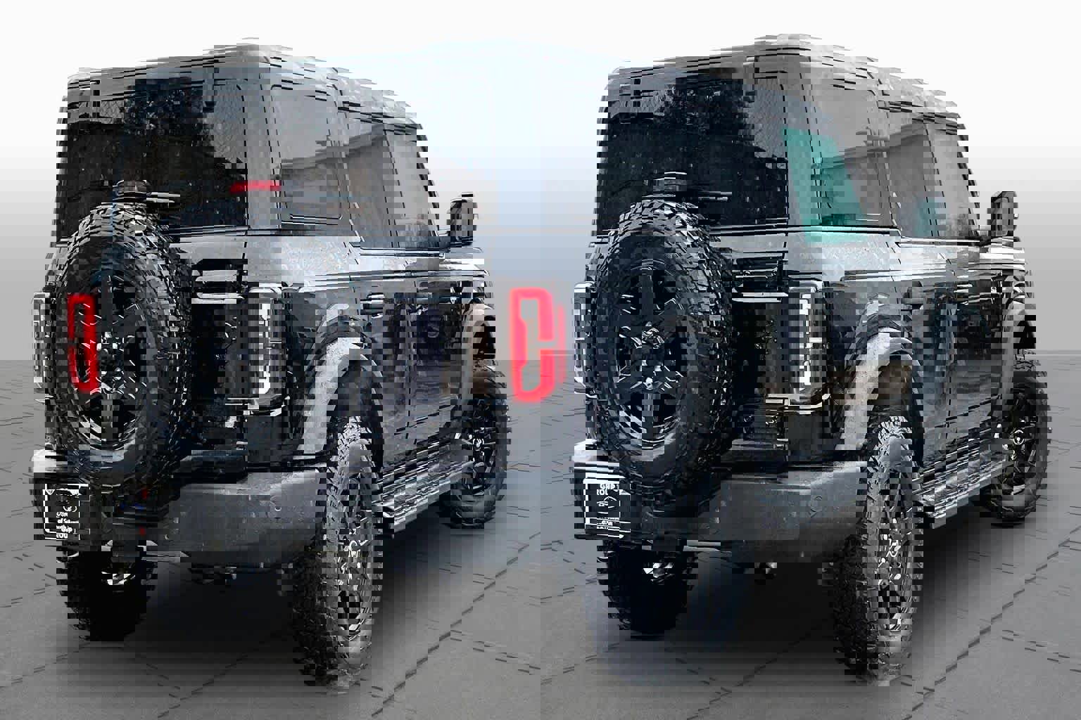 Used 2025 Ford Bronco Outer Banks image 13