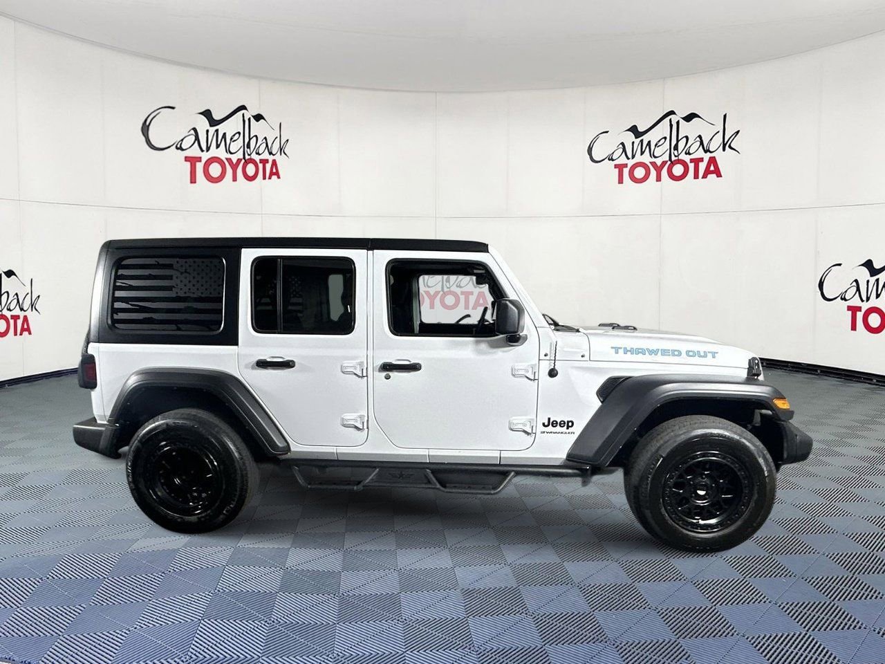 Used 2023 Jeep Wrangler Sport S image 8
