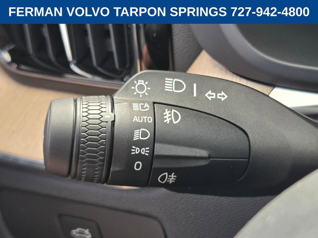 New 2026 Volvo XC60 B5 Core AWD/4WD image 31
