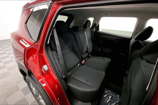 New 2026 Nissan Rogue S image 29