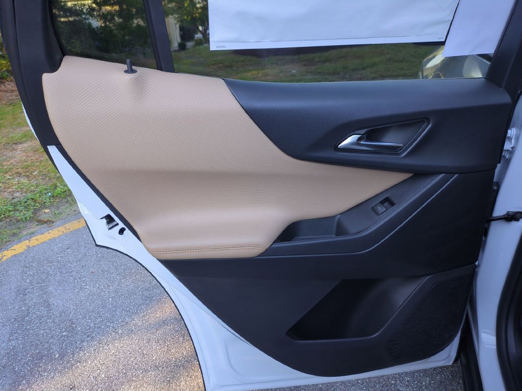 New 2027 Chevrolet Equinox ACTIV w/ Convenience Package III FWD image 28