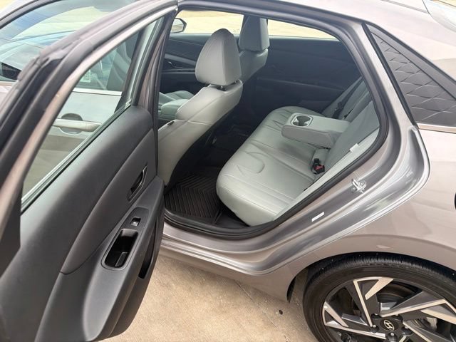 Used 2024 Hyundai Elantra Limited FWD image 22