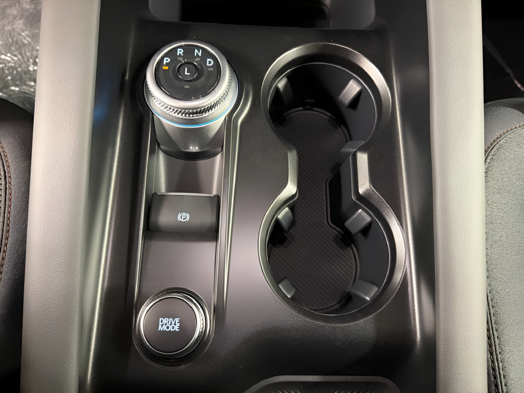 New 2026 Ford Explorer Active AWD/4WD image 15