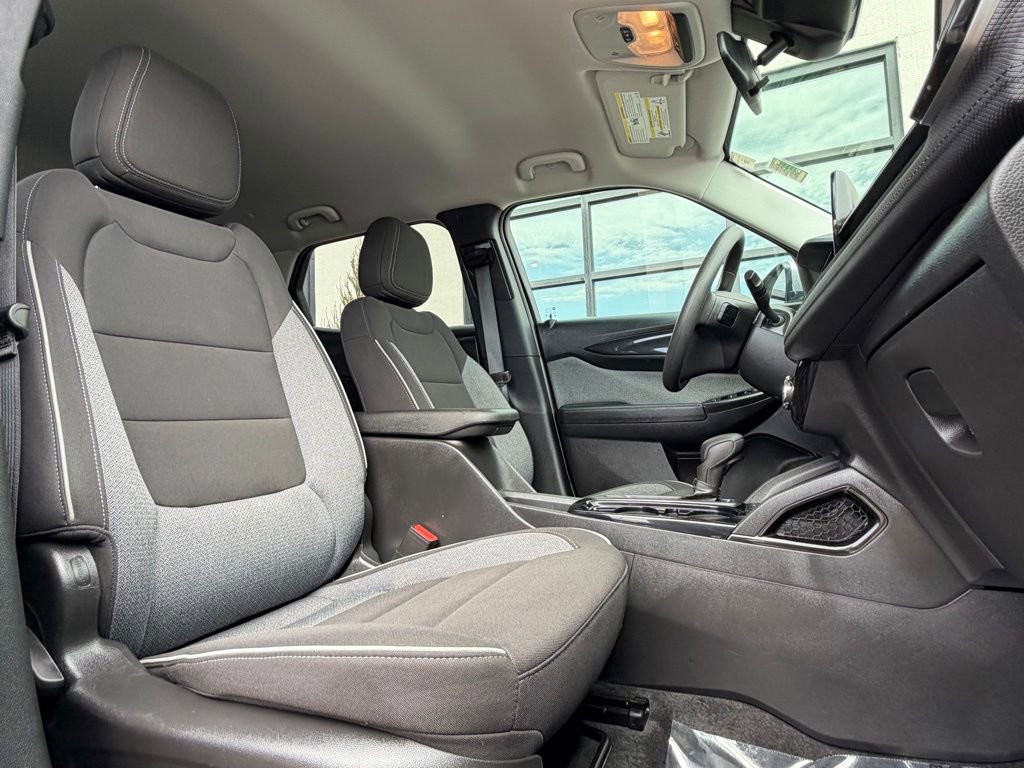 Used 2025 Chevrolet TrailBlazer LT AWD/4WD image 22