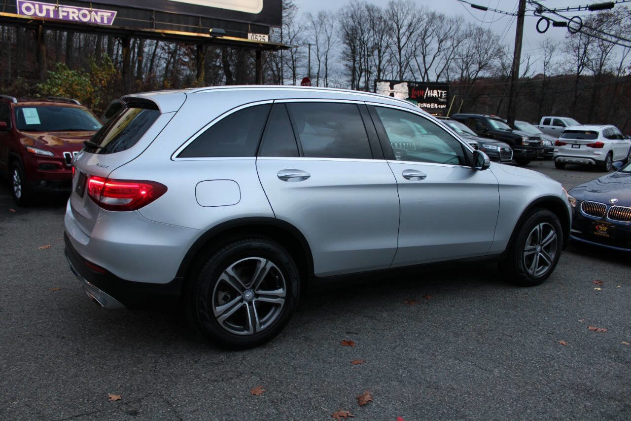 Used 2017 Mercedes-Benz GLC 300 4MATIC image 7