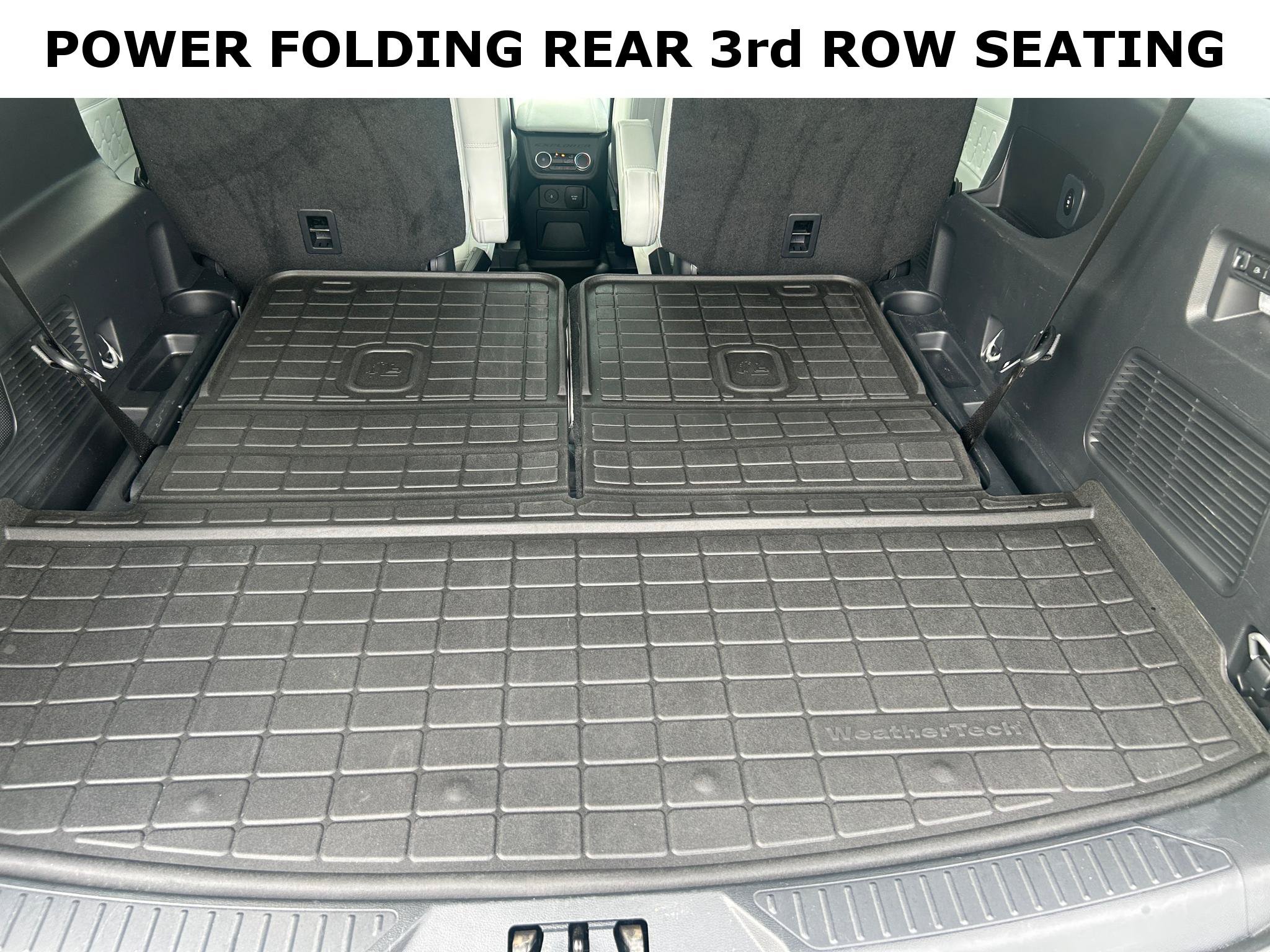 Used 2025 Ford Explorer Platinum w/ Ultimate Package AWD/4WD image 24