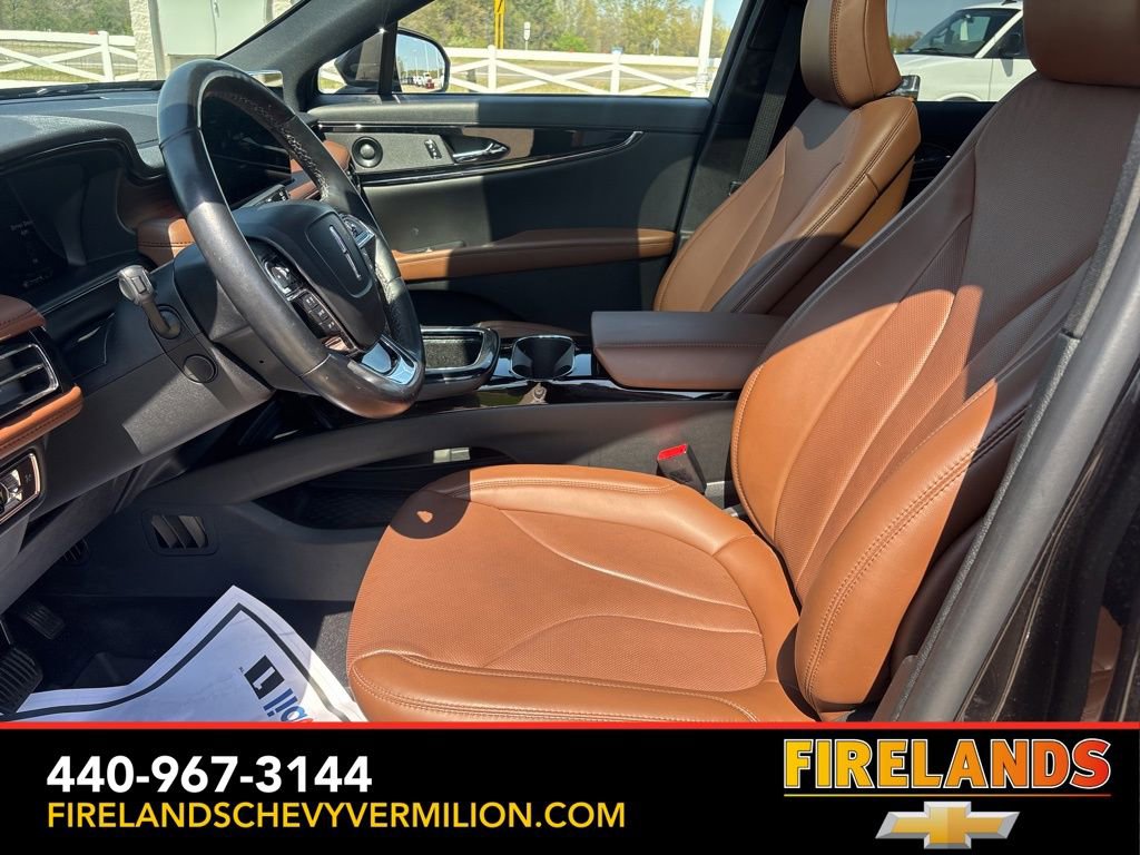 Used 2023 Lincoln Nautilus Reserve w/ Luxury Package image 14