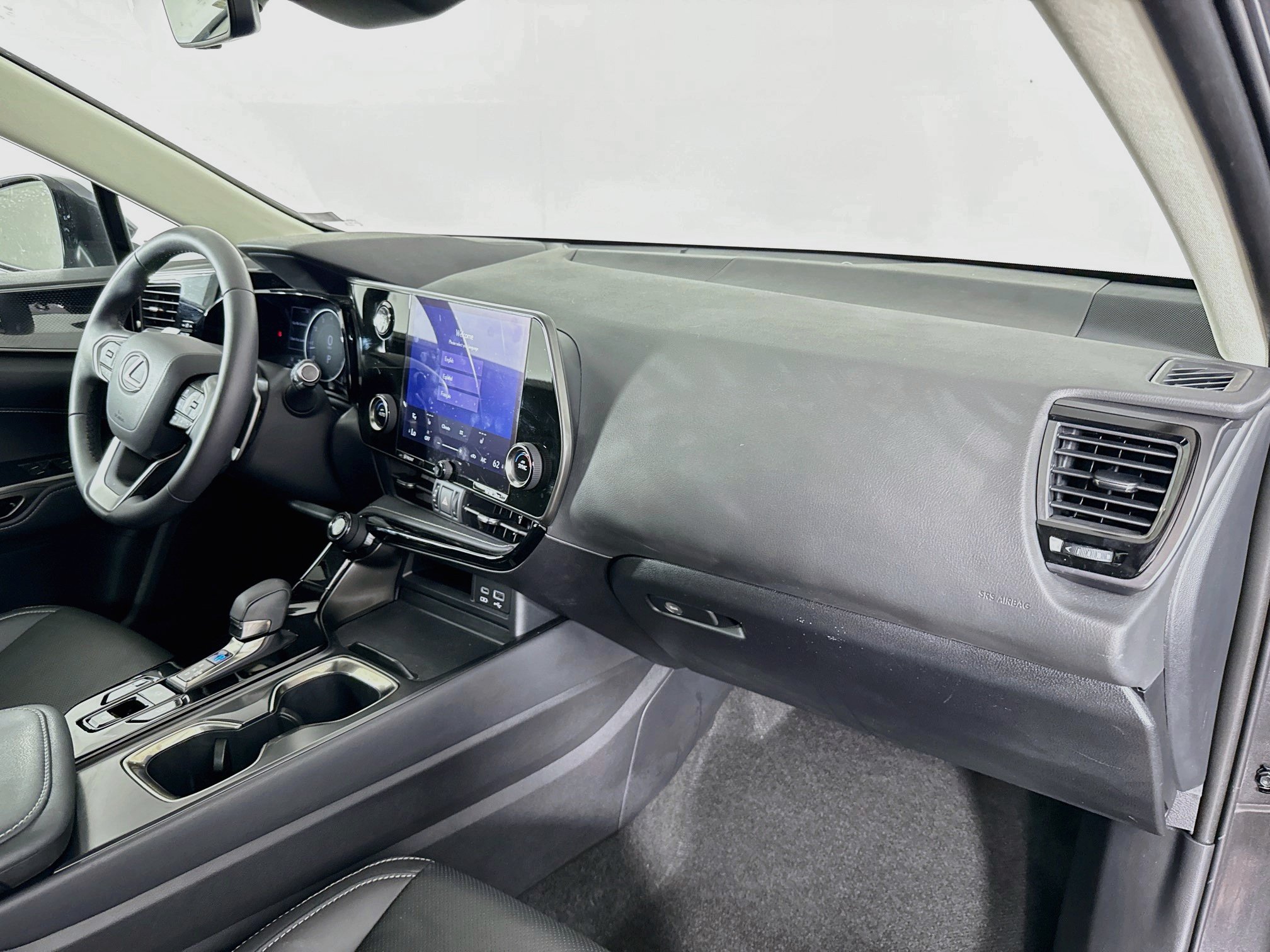 Used 2024 Lexus NX 250 FWD image 27