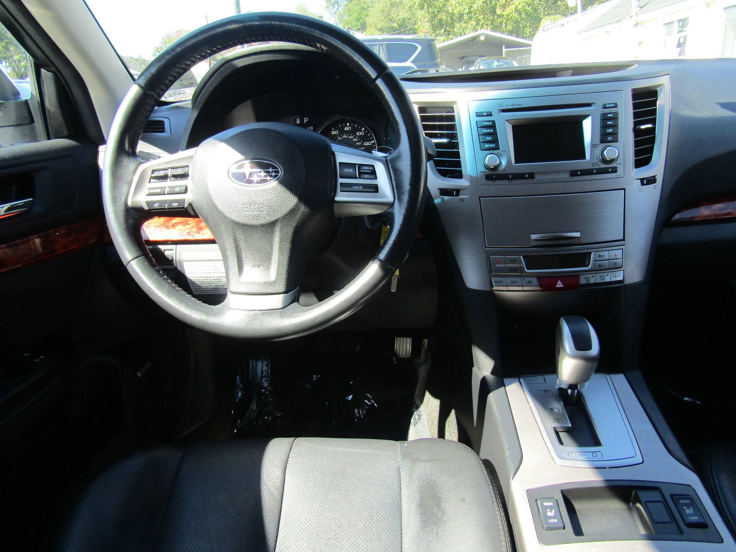 Used 2012 Subaru Outback 2.5i Limited AWD/4WD image 14