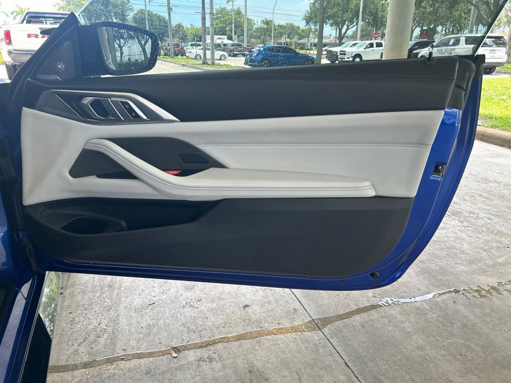 Used 2022 BMW M4 xDrive Competition w/ M Carbon Exterior Package AWD/4WD image 34
