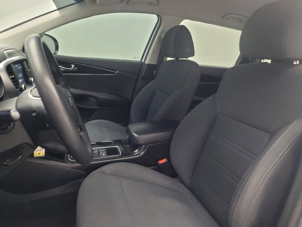 Used 2019 Kia Sorento FWD V6 image 17