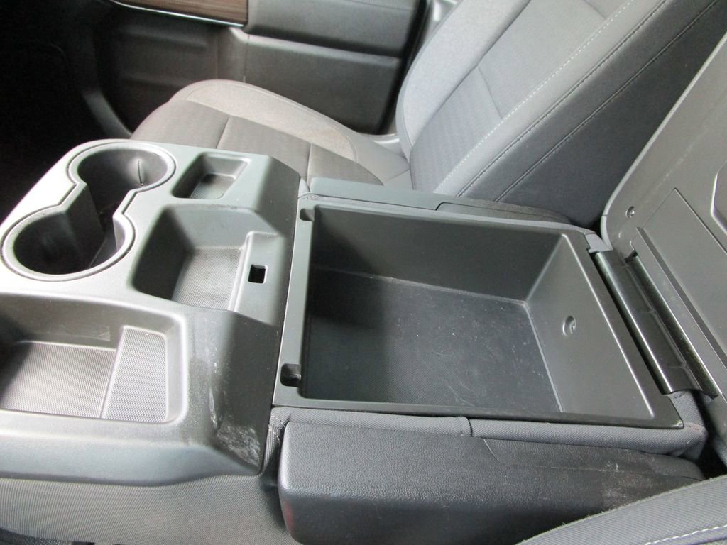 Used 2021 Chevrolet Silverado 1500 LT image 44