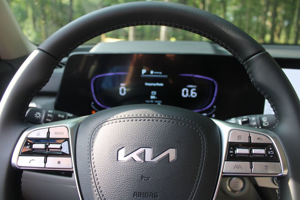 New 2025 Kia Telluride EX image 28