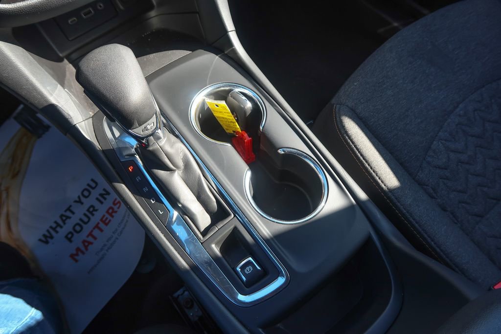 Used 2023 Chevrolet Equinox LT image 31