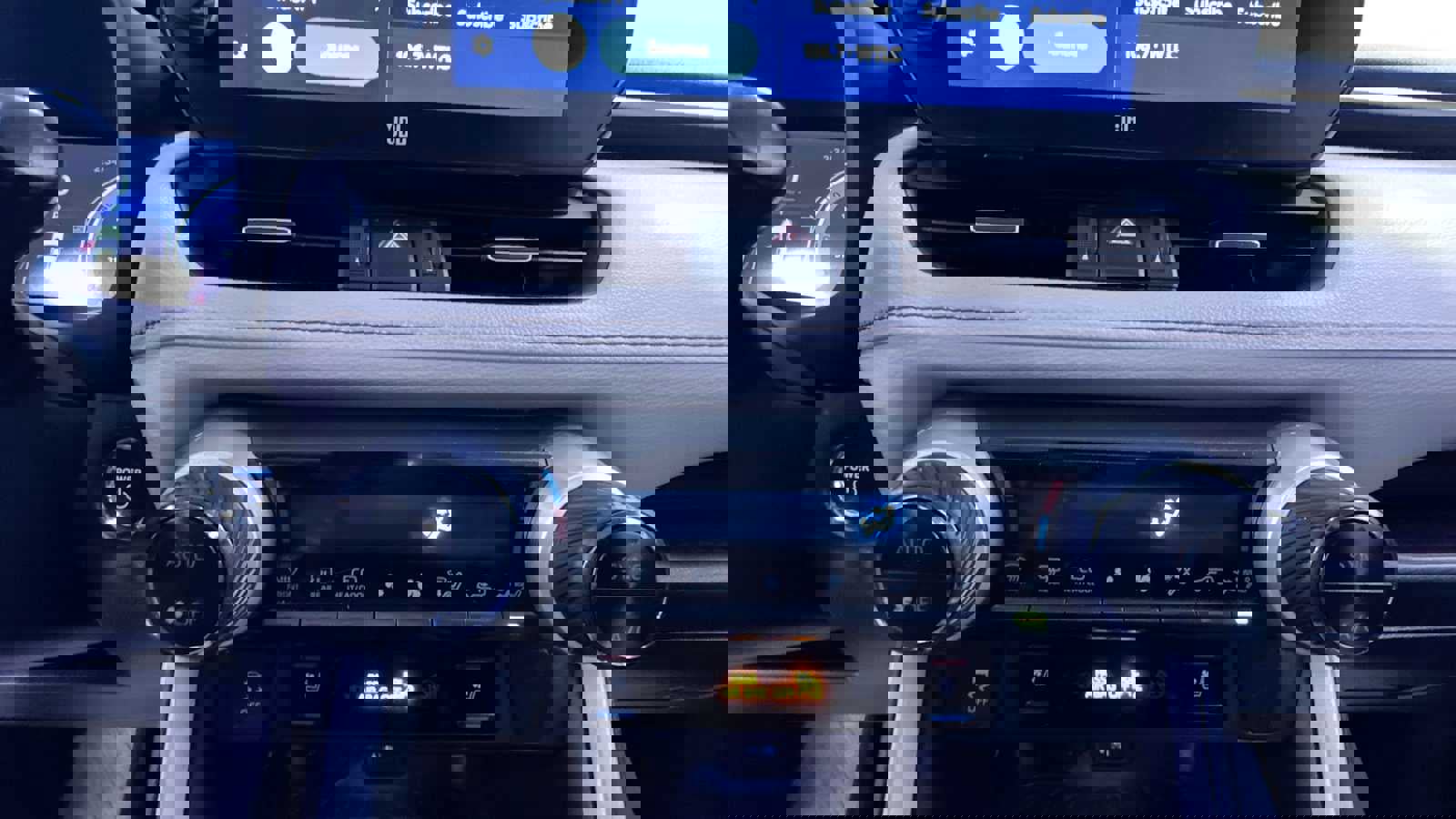 Used 2023 Toyota RAV4 Limited image 24