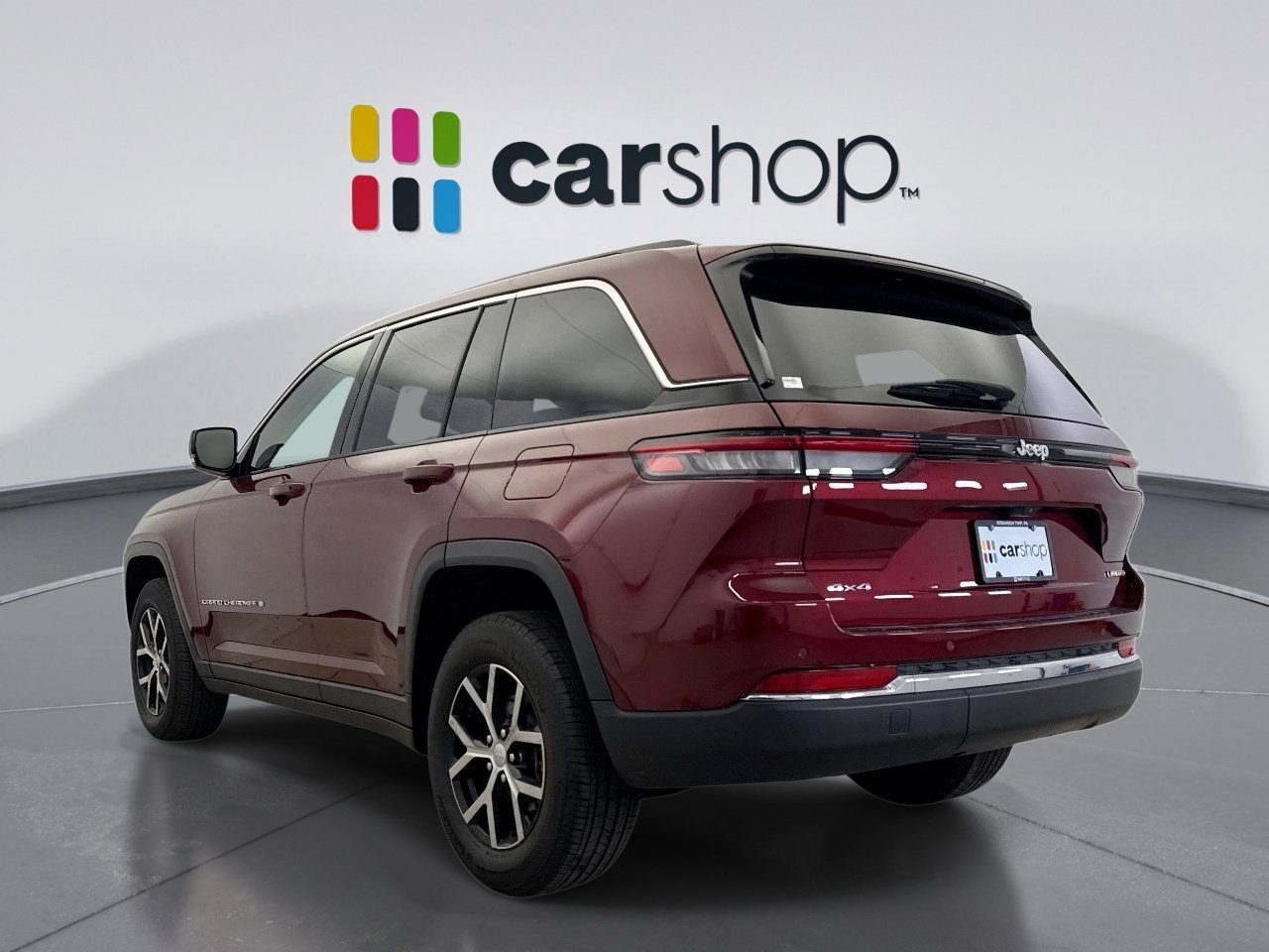 Used 2023 Jeep Grand Cherokee Limited image 3