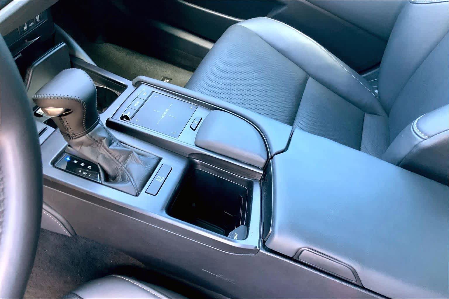 Used 2022 Lexus ES 350 w/ Premium Package FWD image 16