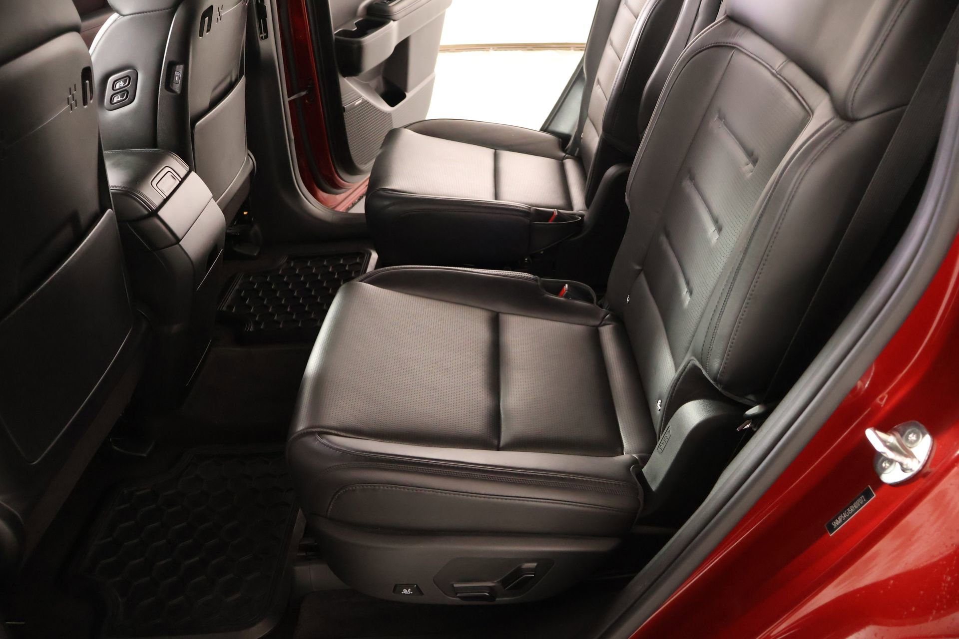 Used 2024 Hyundai Santa Fe Calligraphy image 12