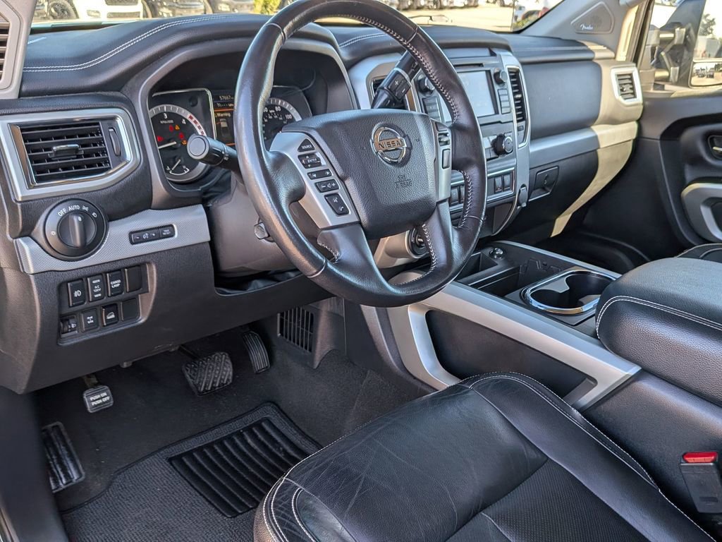 Used 2019 Nissan Titan PRO-4X w/ Pro-4x Convenience Package image 31