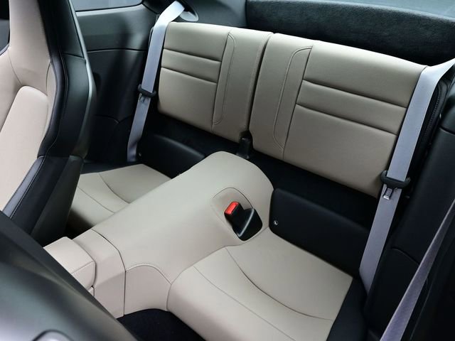 Used 2025 Porsche 911 Carrera RWD image 13