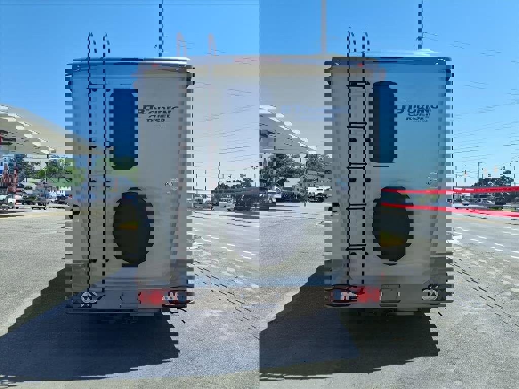 Used 2021 Ford E-350 and Econoline 350 Super Duty w/ Motorhome Prep Package image 3