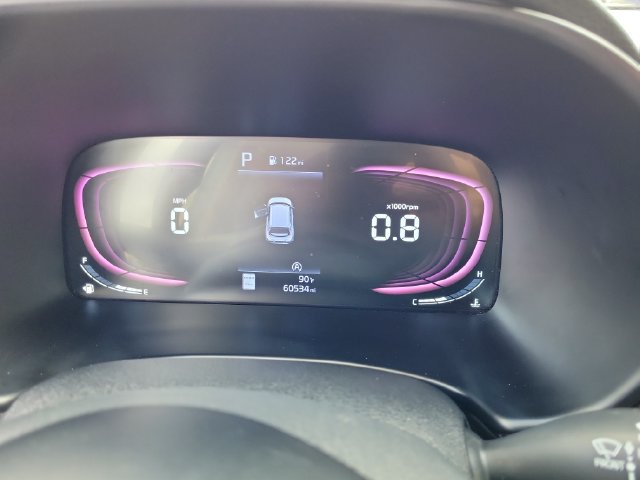 Used 2024 Kia Soul LX w/ Option Group 015 FWD image 28