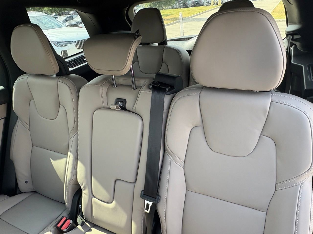 New 2026 Volvo XC90 B6 Ultra w/ Protection Package AWD/4WD image 22