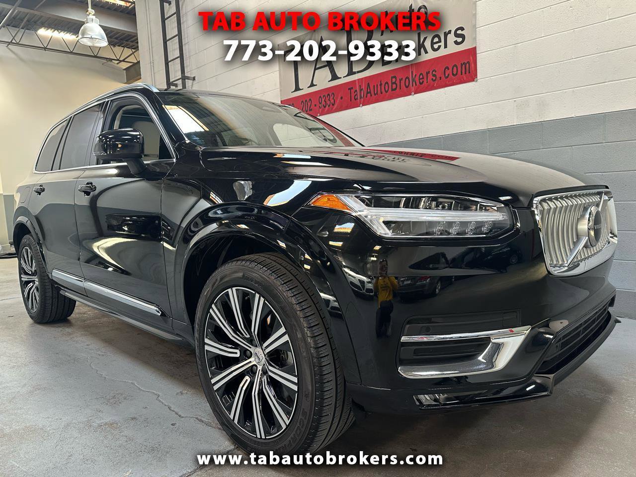 Used 2025 Volvo XC90 B5 Core w/ Protection Package Premier image 1