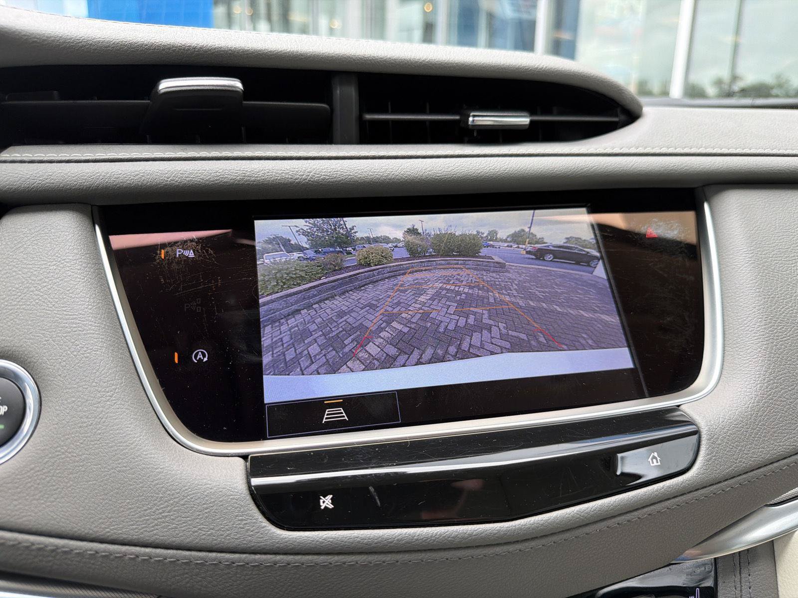 Used 2025 Cadillac XT5 Premium Luxury AWD/4WD image 31
