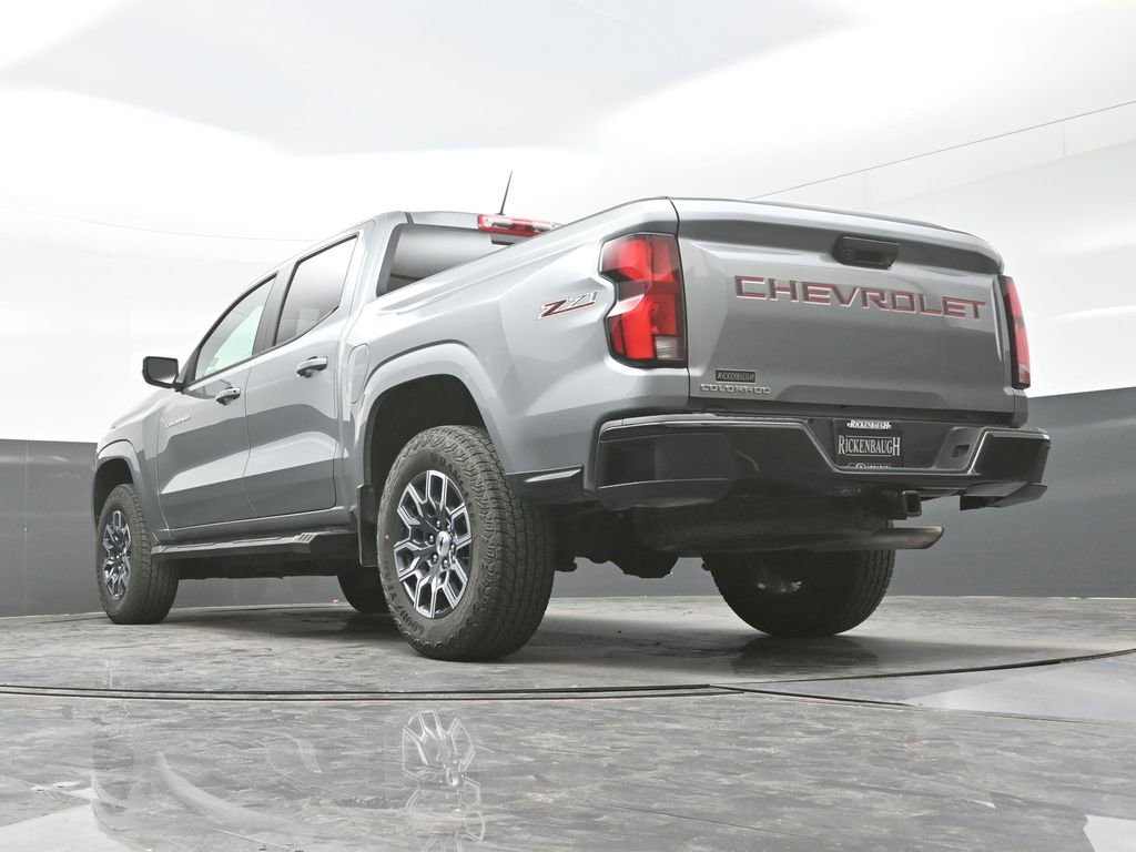 Used 2024 Chevrolet Colorado Z71 w/ Z71 Convenience Package 2 image 24