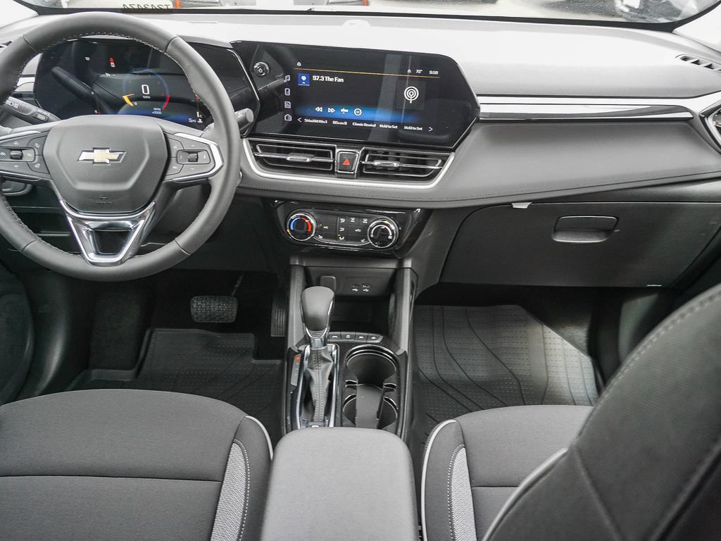 New 2026 Chevrolet TrailBlazer LT w/ LT Cold Weather Package FWD image 13