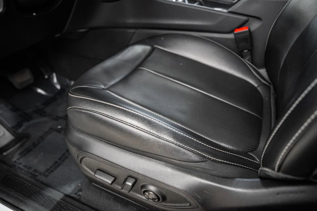 Certified 2024 Jeep Grand Cherokee L Limited w/ Luxury Tech Group II image 39